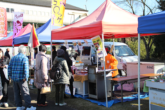 龍ケ崎物産部会さんのテント